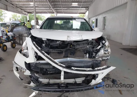 2015 Nissan Altima 2.5 S из США, поврежденный, VIN 1N4AL3AP6FC284370